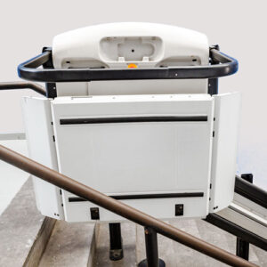 plataforma salvaescaleras pequeña