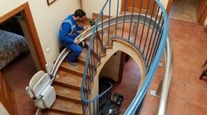 Instalar Salvaescaleras Escalera Curva